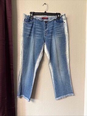 B3/5 Style Life Attitude Cropped Denim Blue Jeans Size 11/12